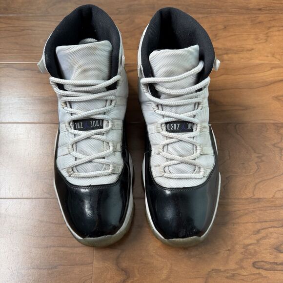 Air Jordan 11 Retro Concord 2018 Men’s Size 10 Black White XI